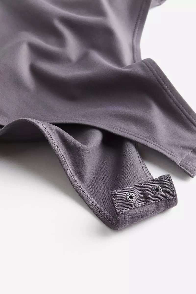 Sleeveless jersey body