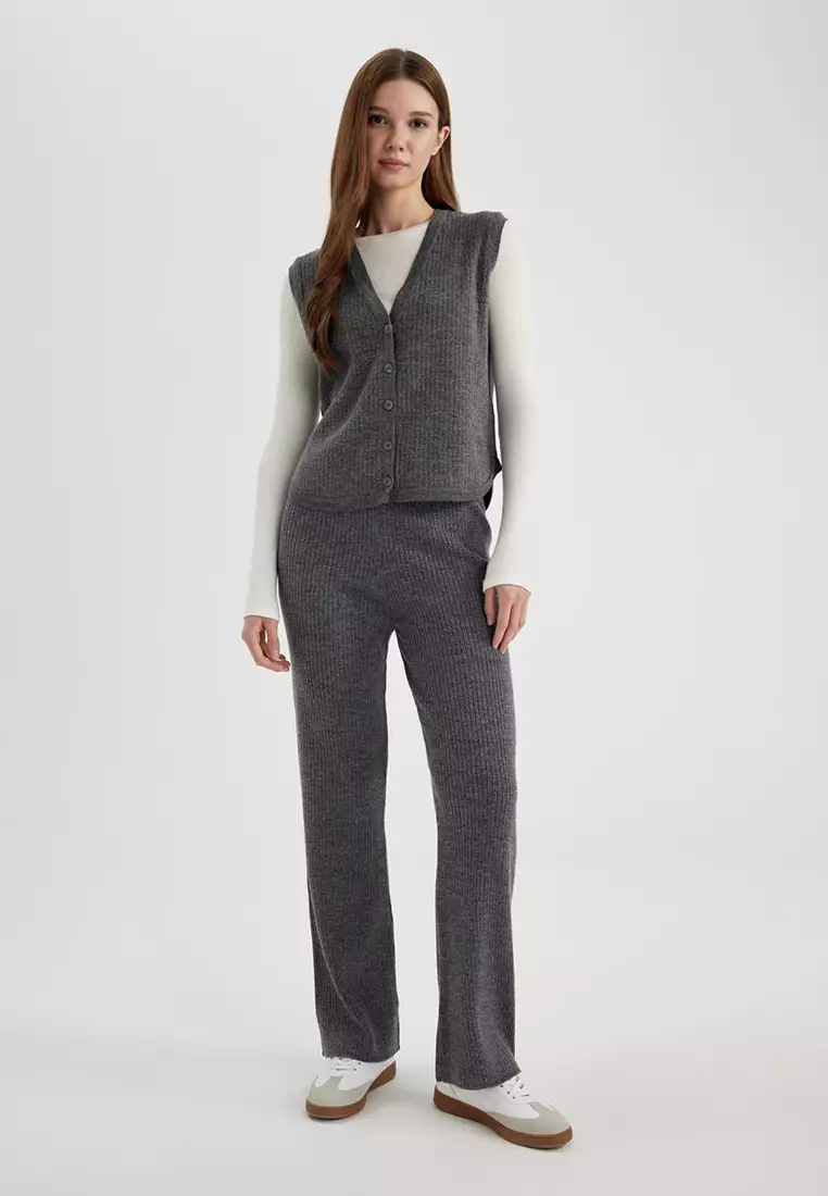 Sweater Vest