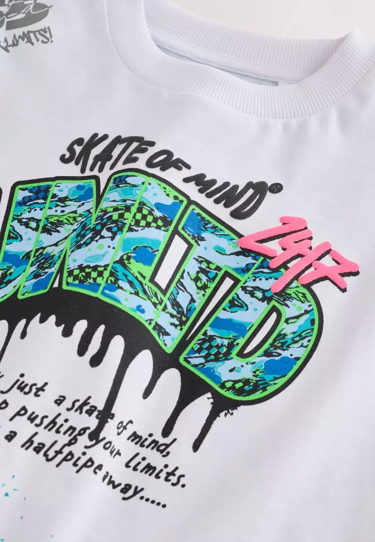 Relaxed Fit Short Sleeve Graphic T-Shirt