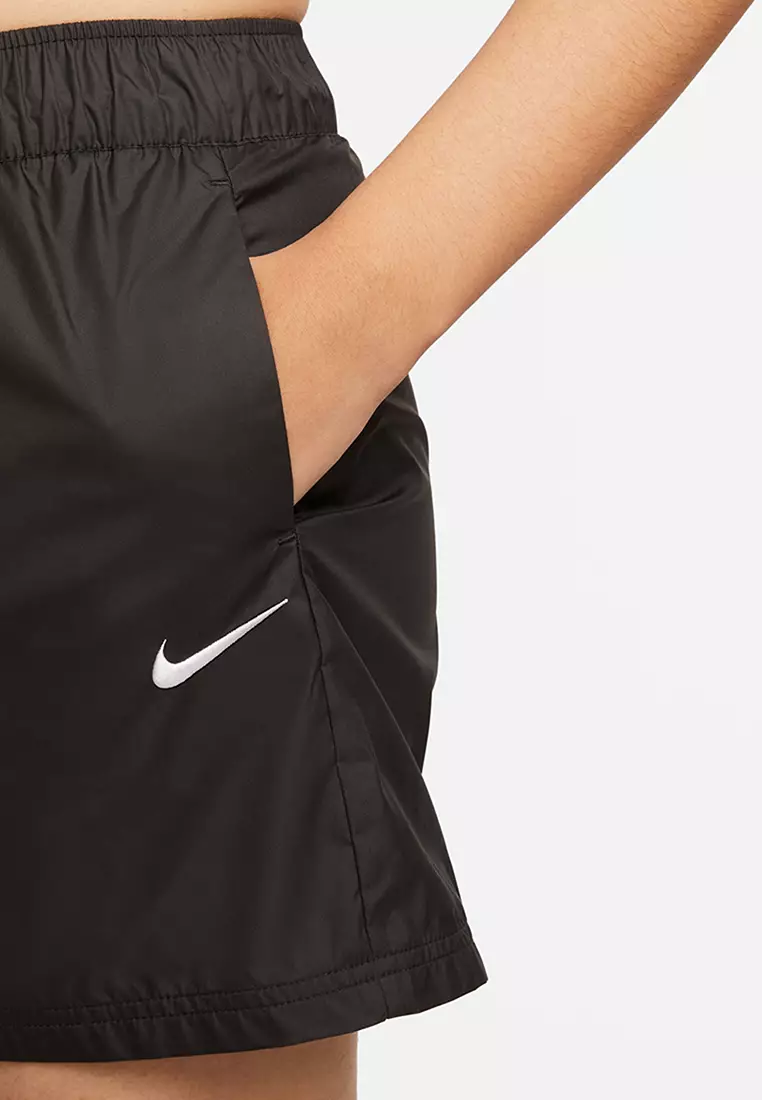 Essential Repel Woven Mid-Rise Shirt