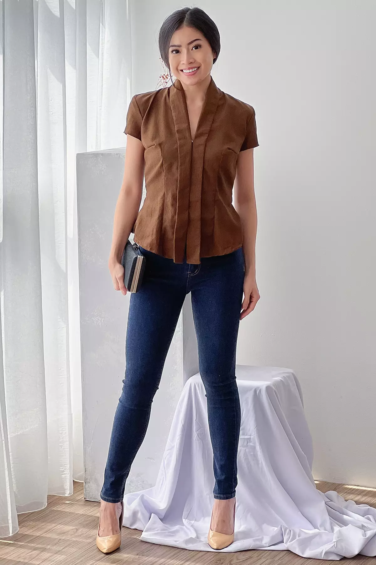 Kuncup Katun Cokelat Kebaya