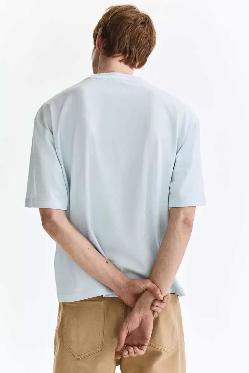 Loose Fit Boxy-style T-shirt
