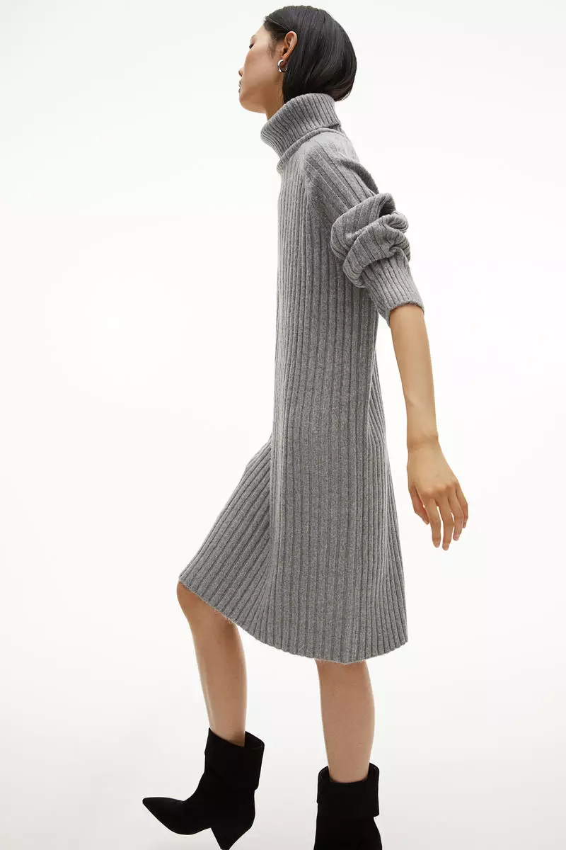 Polo-neck dress