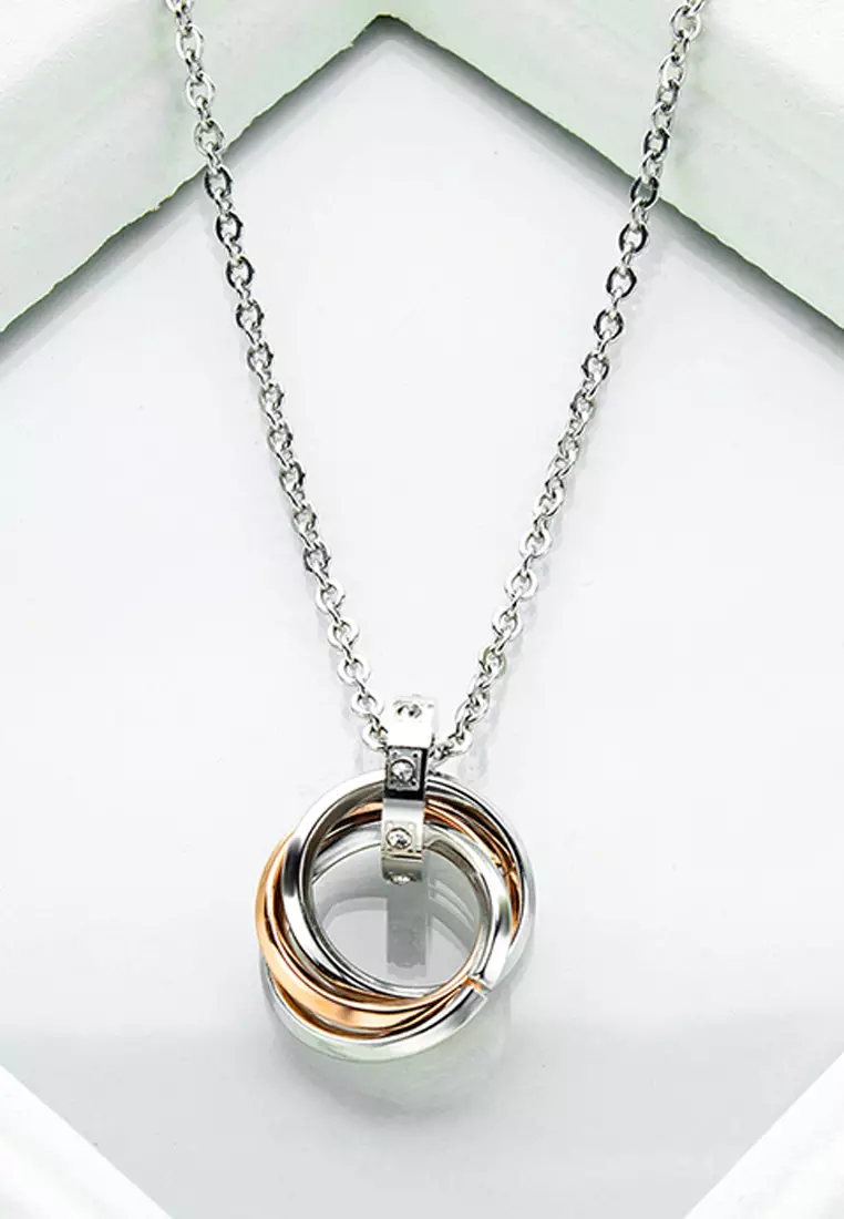 Couples Pendant Necklace 1 Set