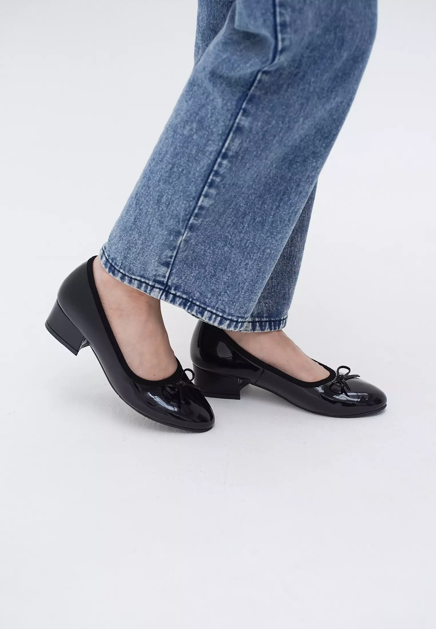 Luna Women Formal Pump Shoes Round Toe