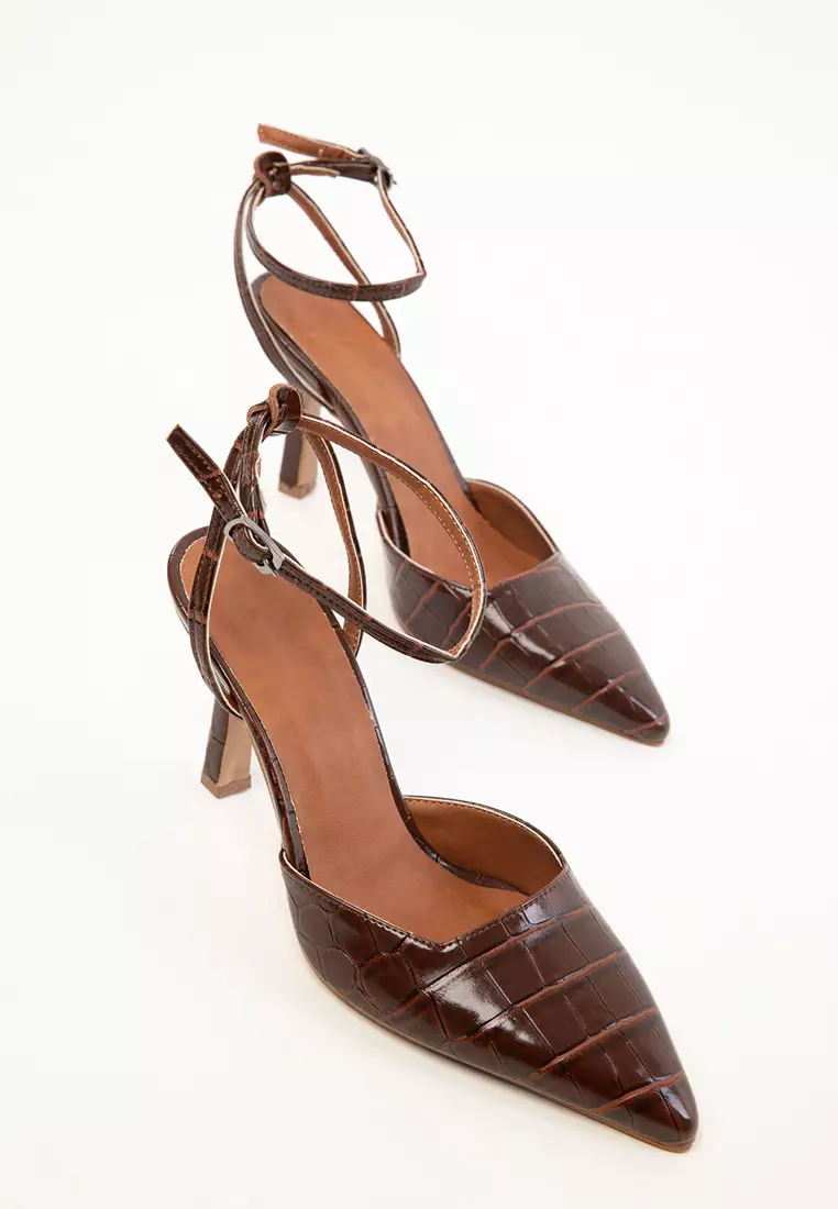 Classic Heeled Shoes