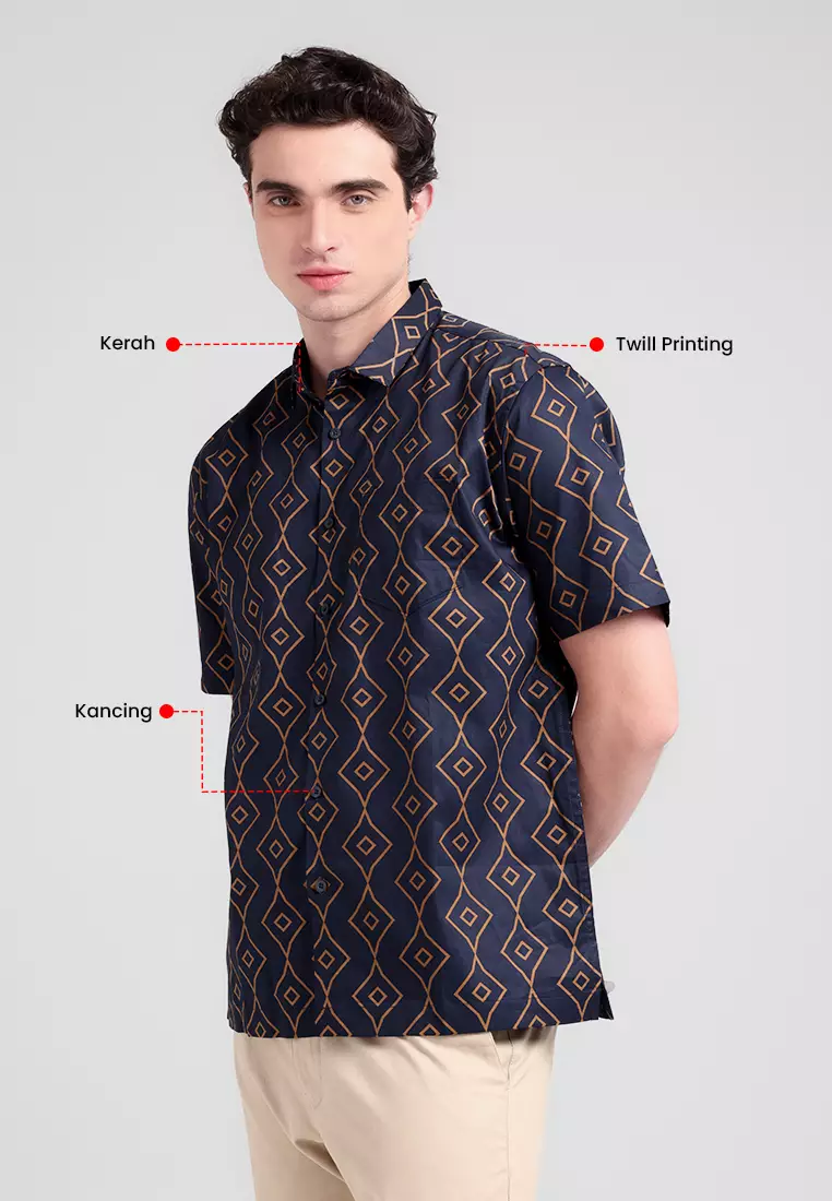 MANZONE - Kemeja Lengan Pendek Pria Parker Comfort Fit - Navy