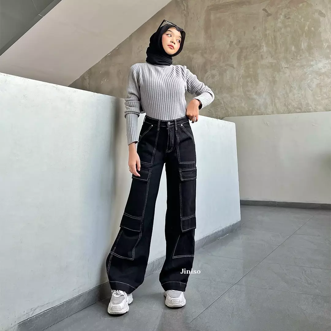 Koptoklar bilan porno sik