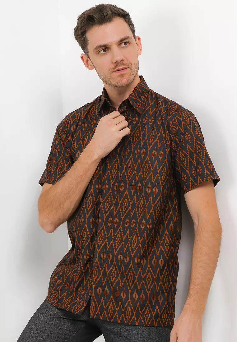 Jual Batik Tinari Fergie Kemeja Batik Palgon Exclusive Pria Casual Modern Lengan Pendek Original