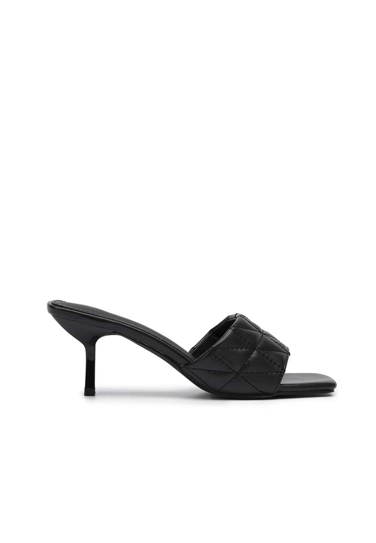 PADDED UPPER WITH STITCHING HEEL SLIDE