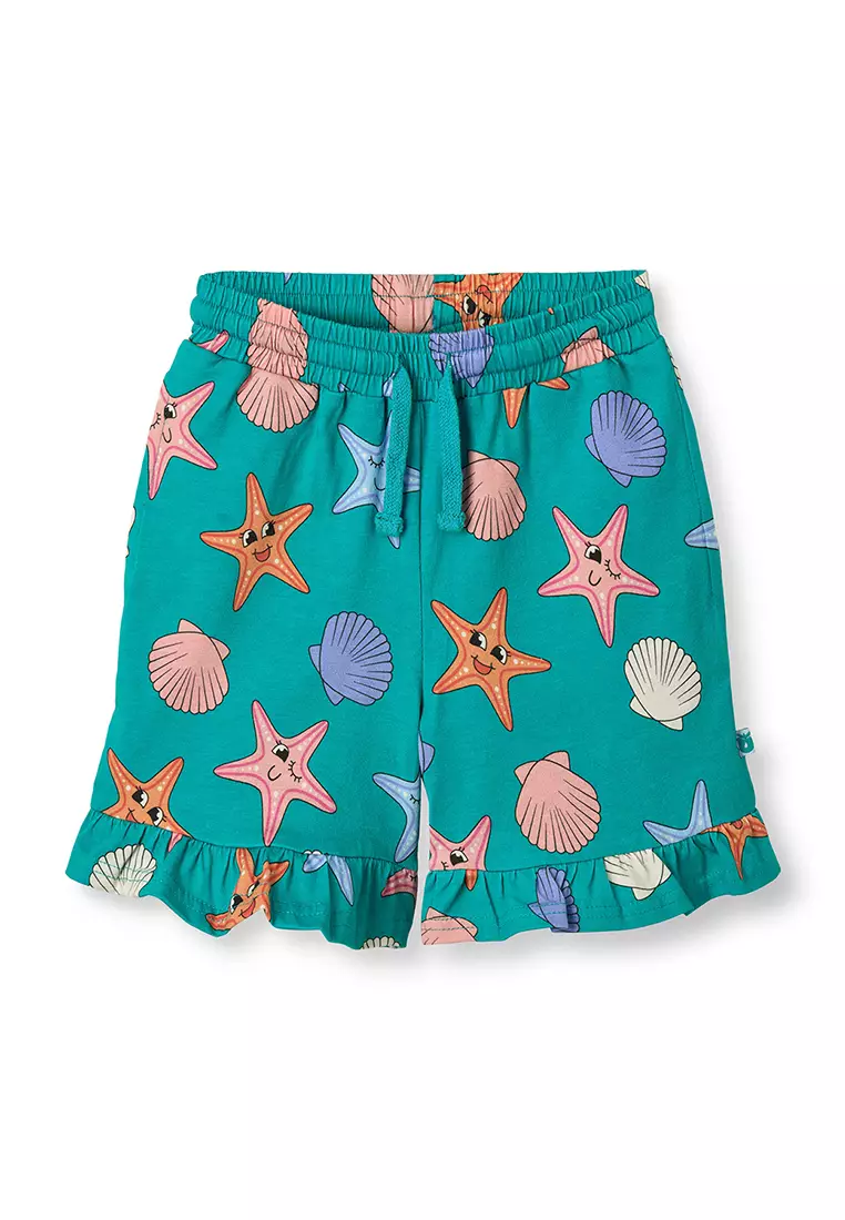 Shorts with starfish