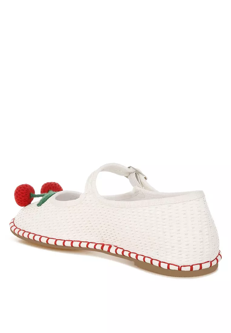 Sepatu Mary Jane Beraksen Ceri Warna Putih