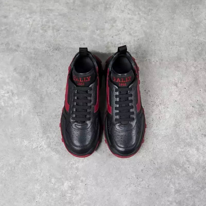 Sepatu BALLY HOLDEN RED ALL BLACK GRAINED LEATHER SNEAKER 100% ORIGINAL