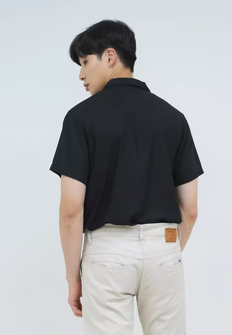 Kemeja bowling shirt pria lengan pendek black houseofcuff