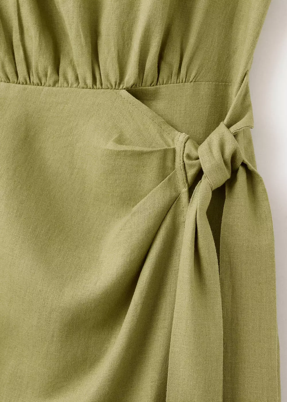 Gaun lilit linen