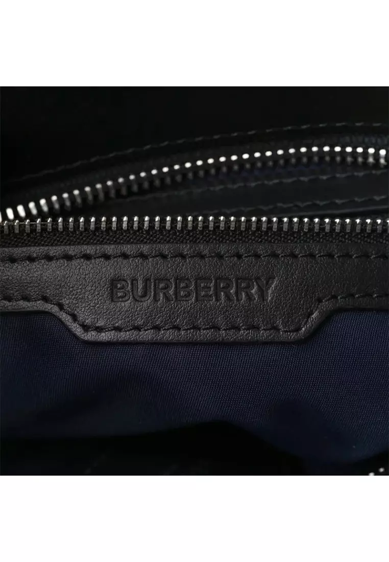 burberry 70 dark russet zip