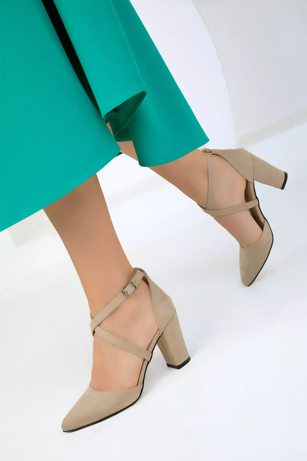 Pointed Toe Crossover Strap Block Heels