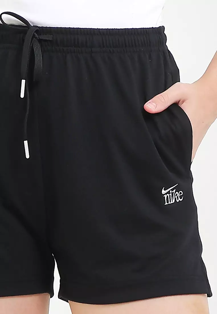 Sportswear Chill Knit High-Waisted Lightweight Shorts