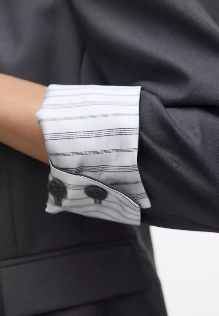 Long Sleeve Fitted Blazer