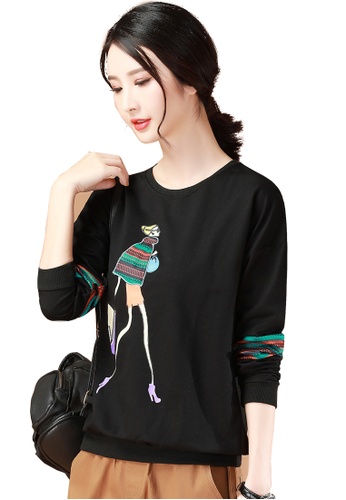 black fashion t shirt