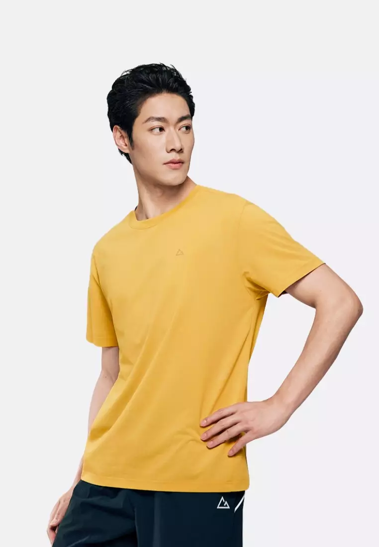 Giordano Men G-Motion Quick Dry Collection Slim Fit T-shirt