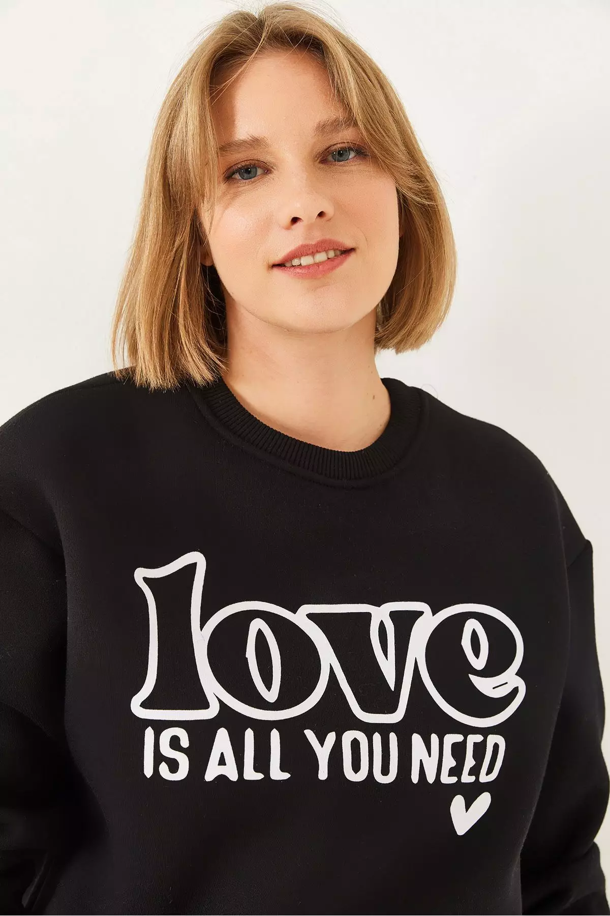 Women's Loose Cut Round Neck Sweatshirt Mbhs022 60601022