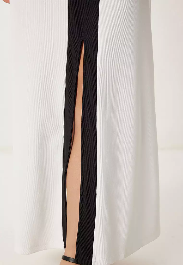 Women's White Black Contrast Color Stretchy Ribbed Knitted Dress Fw00012