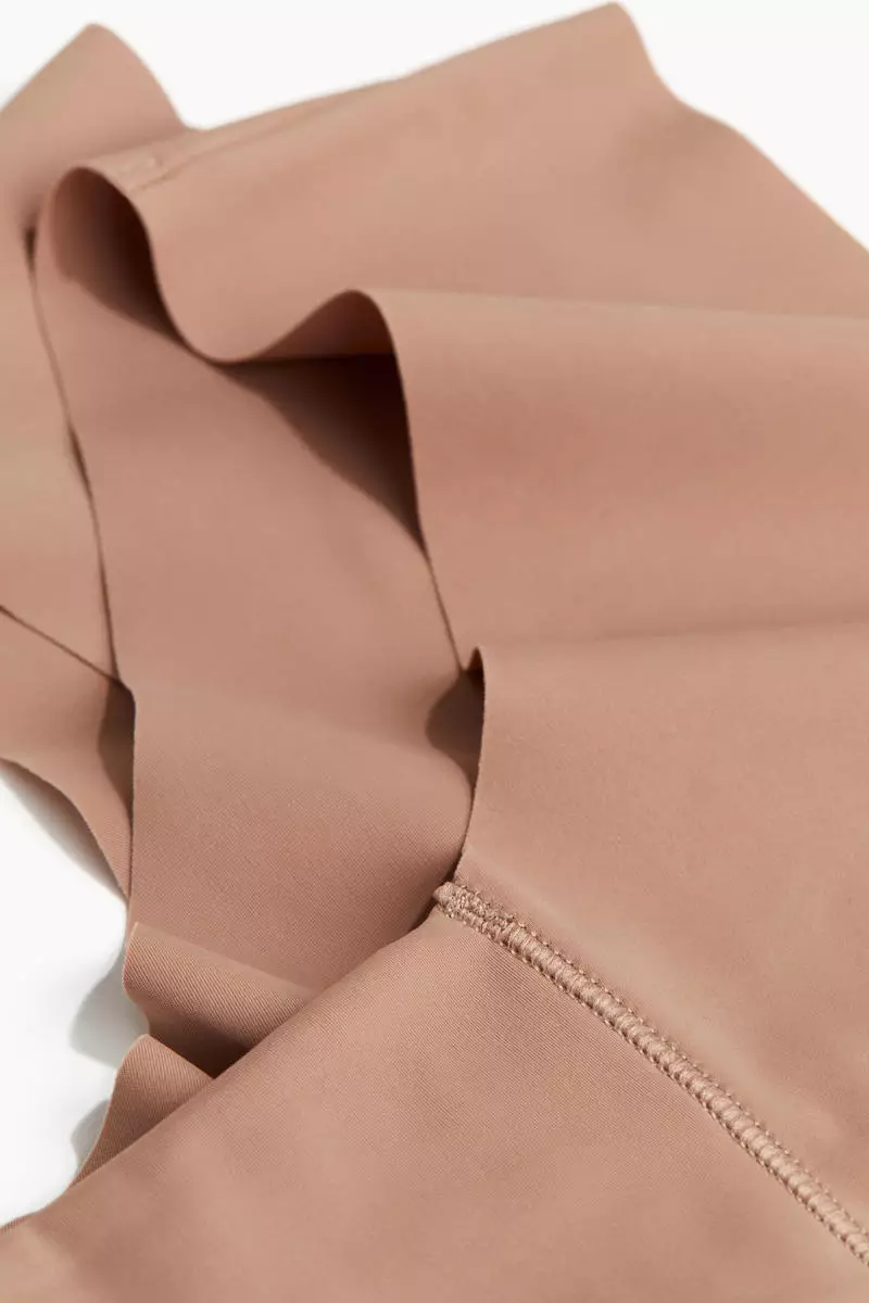 3-pack invisible cheeky hipster briefs