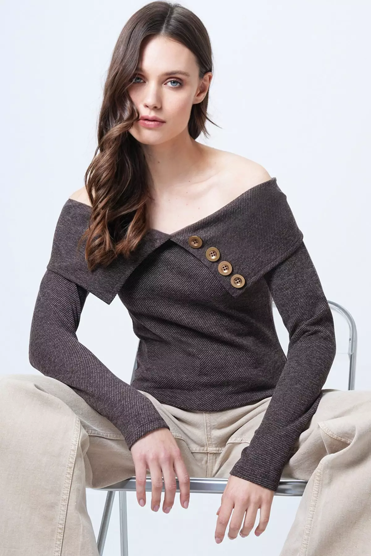 Brown Madonna Collar Button Accessory Knitwear Blouse Alc-X14673