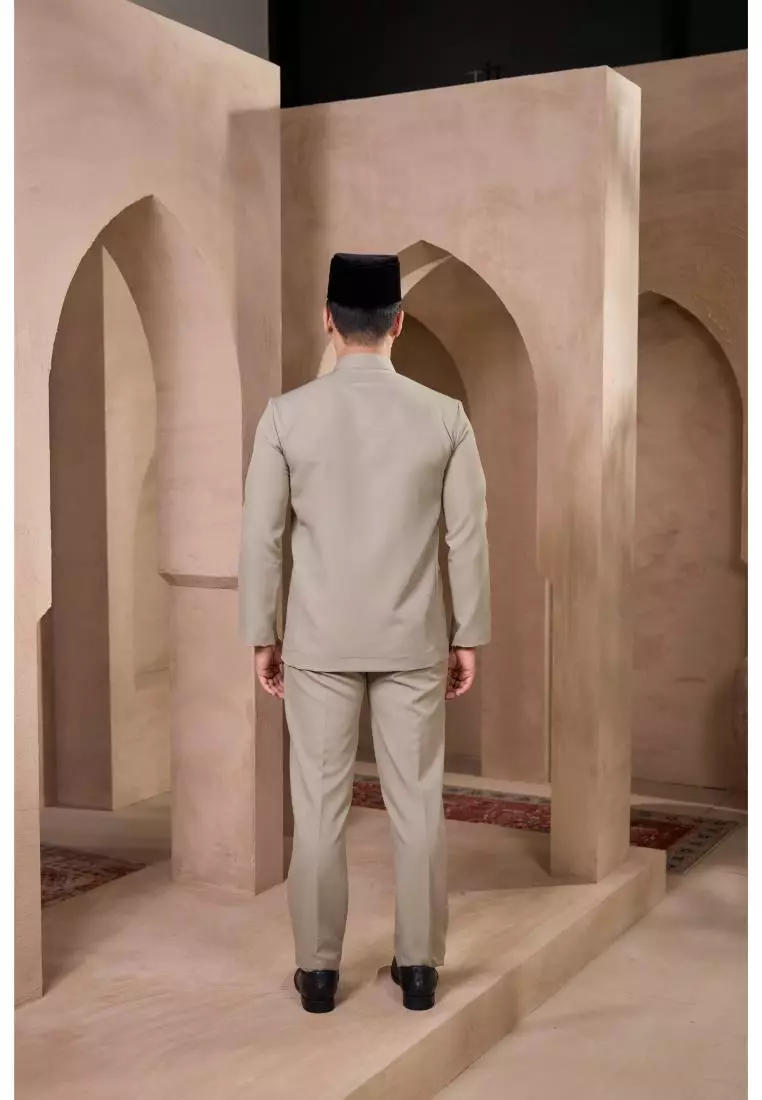Baju Melayu Mahkota