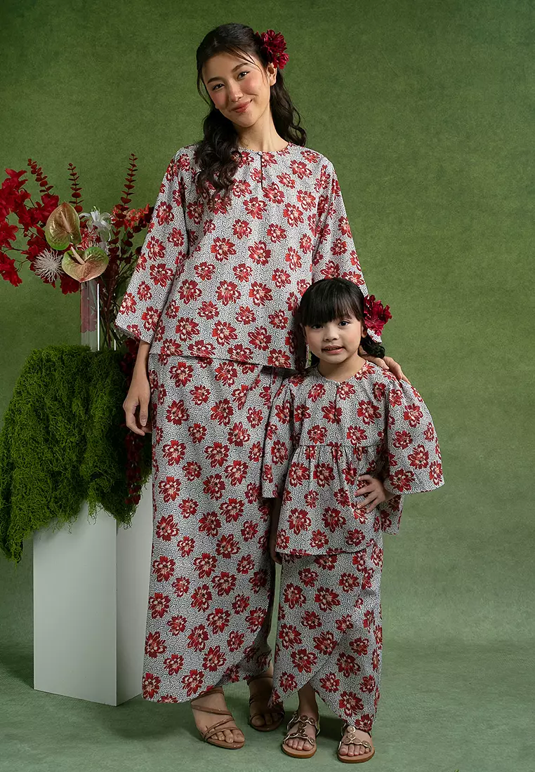 Miza Kurung Set