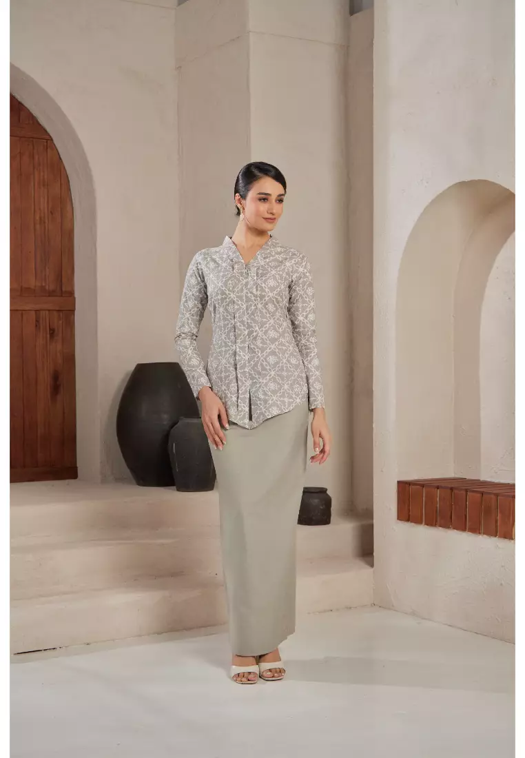 Kebaya Midi Batik Moden