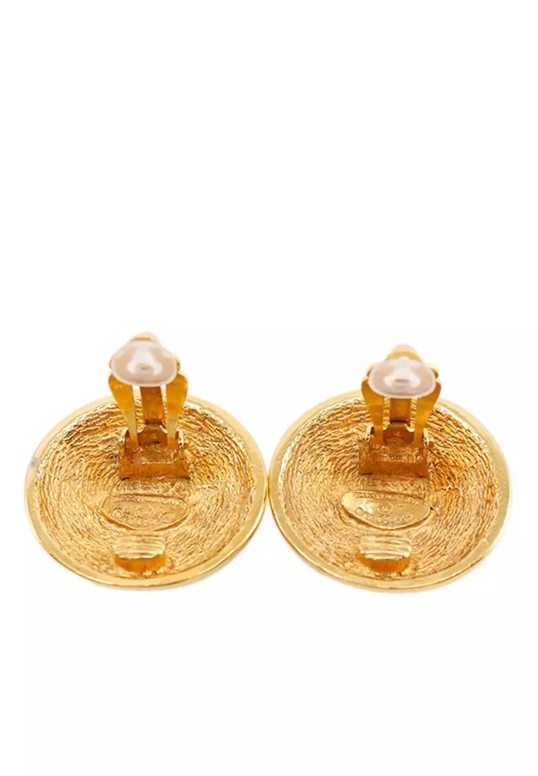 Pre-Loved Chanel Cc Gold Plated Quilted Round Clip On Earrings