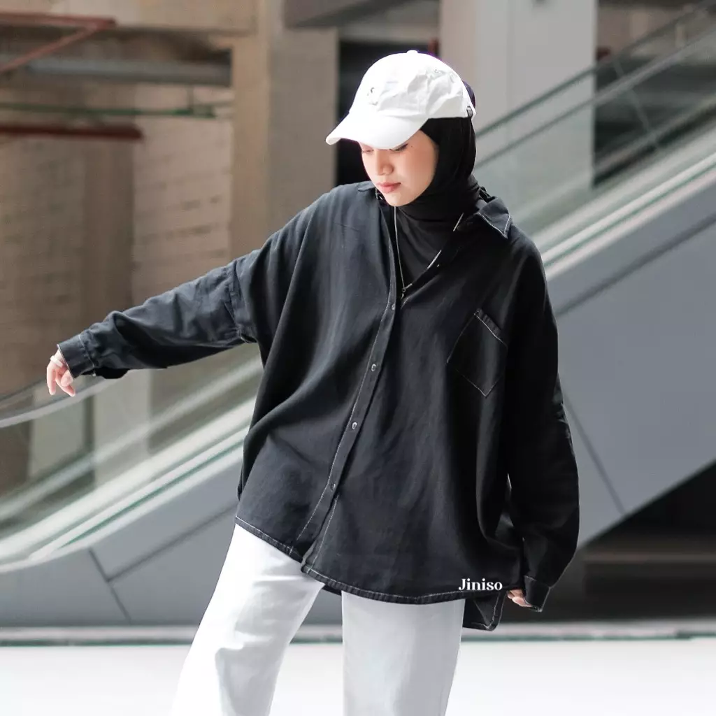 Kemeja Oversize Shirt Oreo Black HYPER ACTIVE