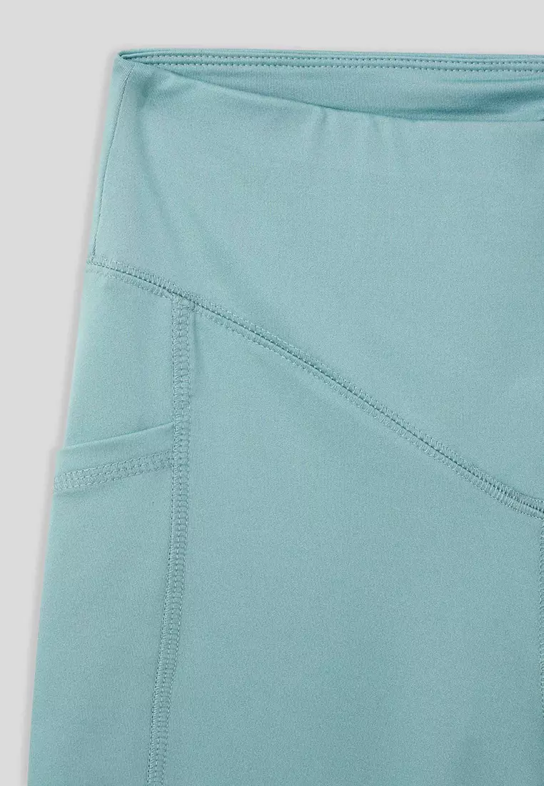 Woman Short Leggings