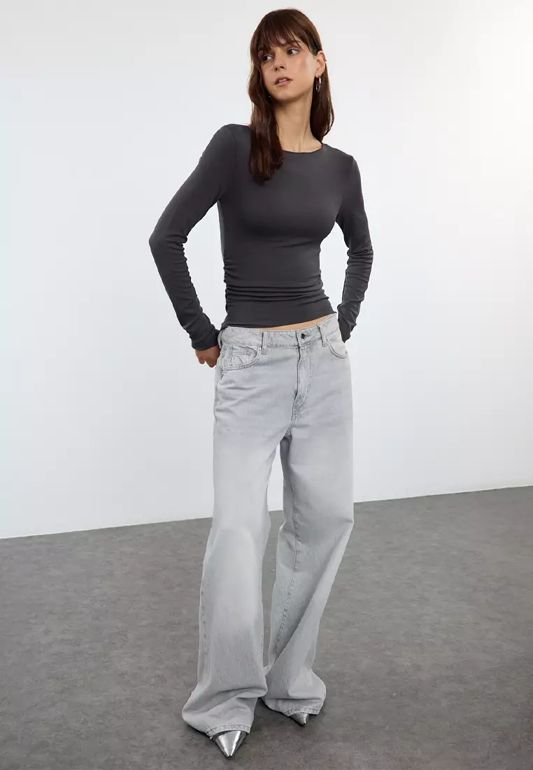 Long Sleeves Fitted Top