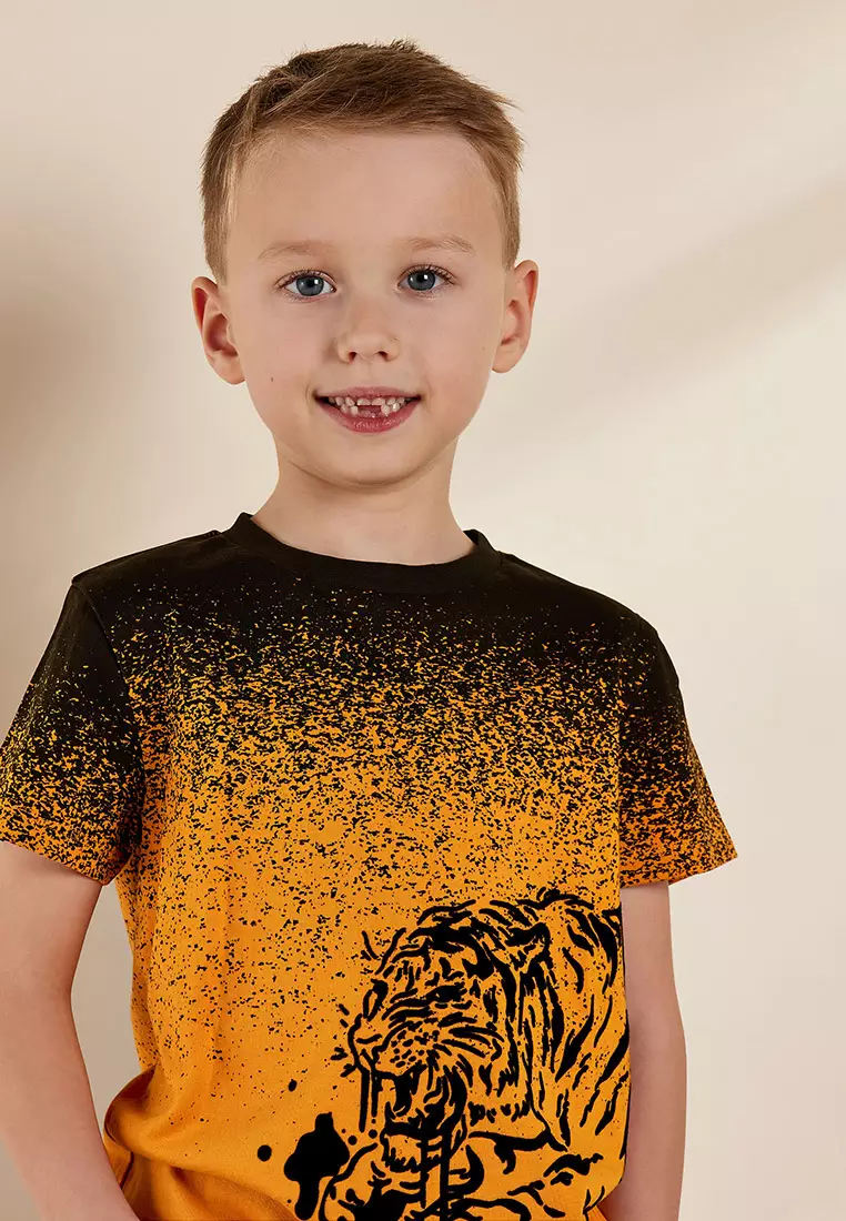 Quintus Flocked T-Shirt