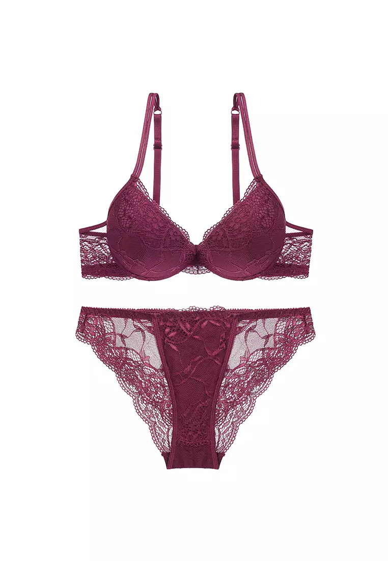 Maroon red push up sexy bra/ bralette/ bralet, Women's Fashion, Tops, Other  Tops on Carousell