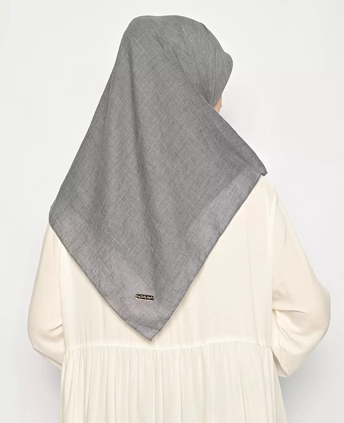Hijab Segi Empat Voal Irania Grey