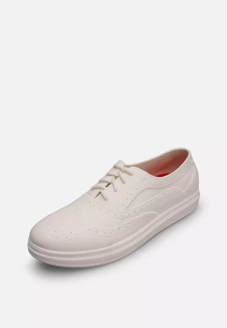 Easy soft white top shoes