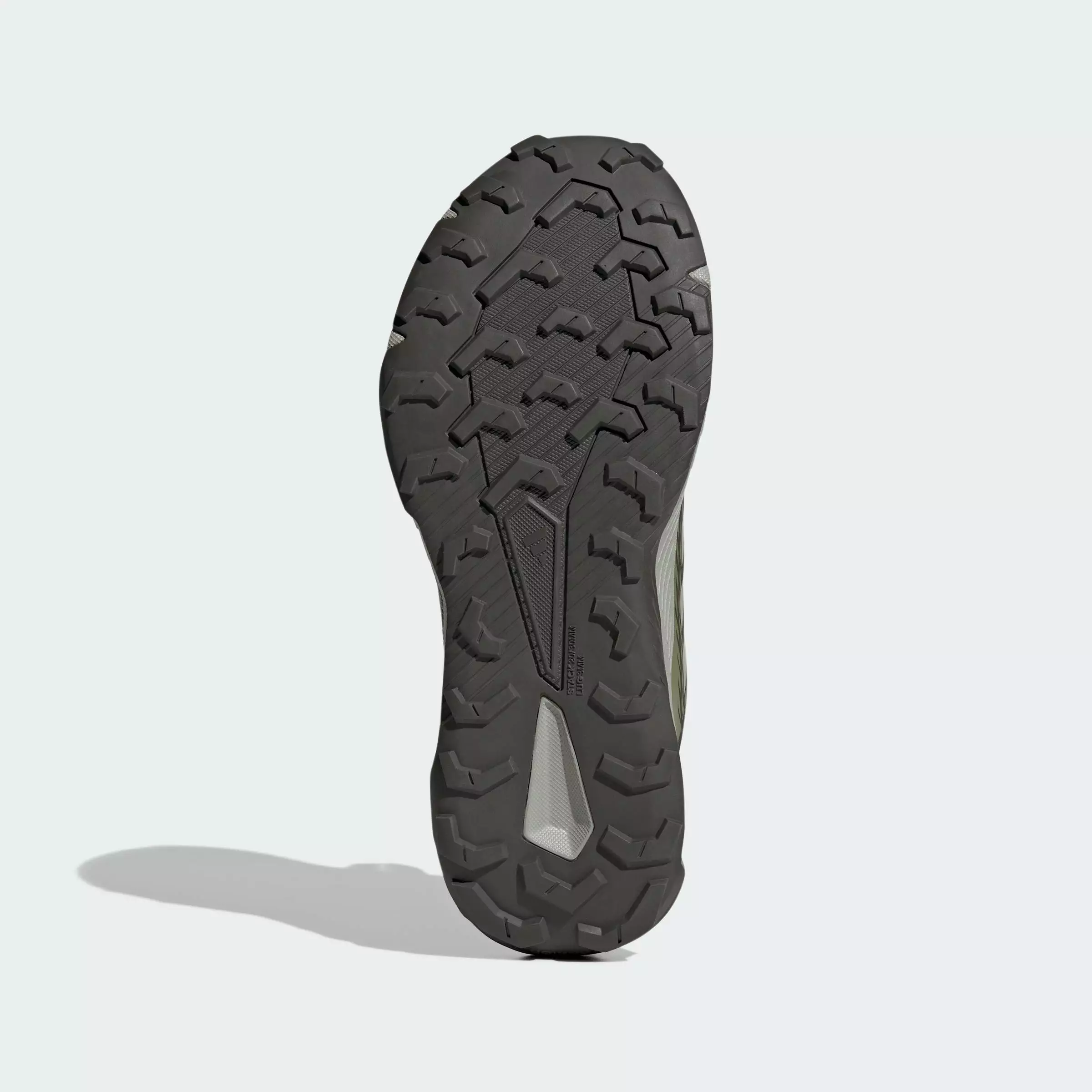 Running Terrex Tracefinder 2 CLIMAPROOF Trail Running Shoes Men Green JR9135