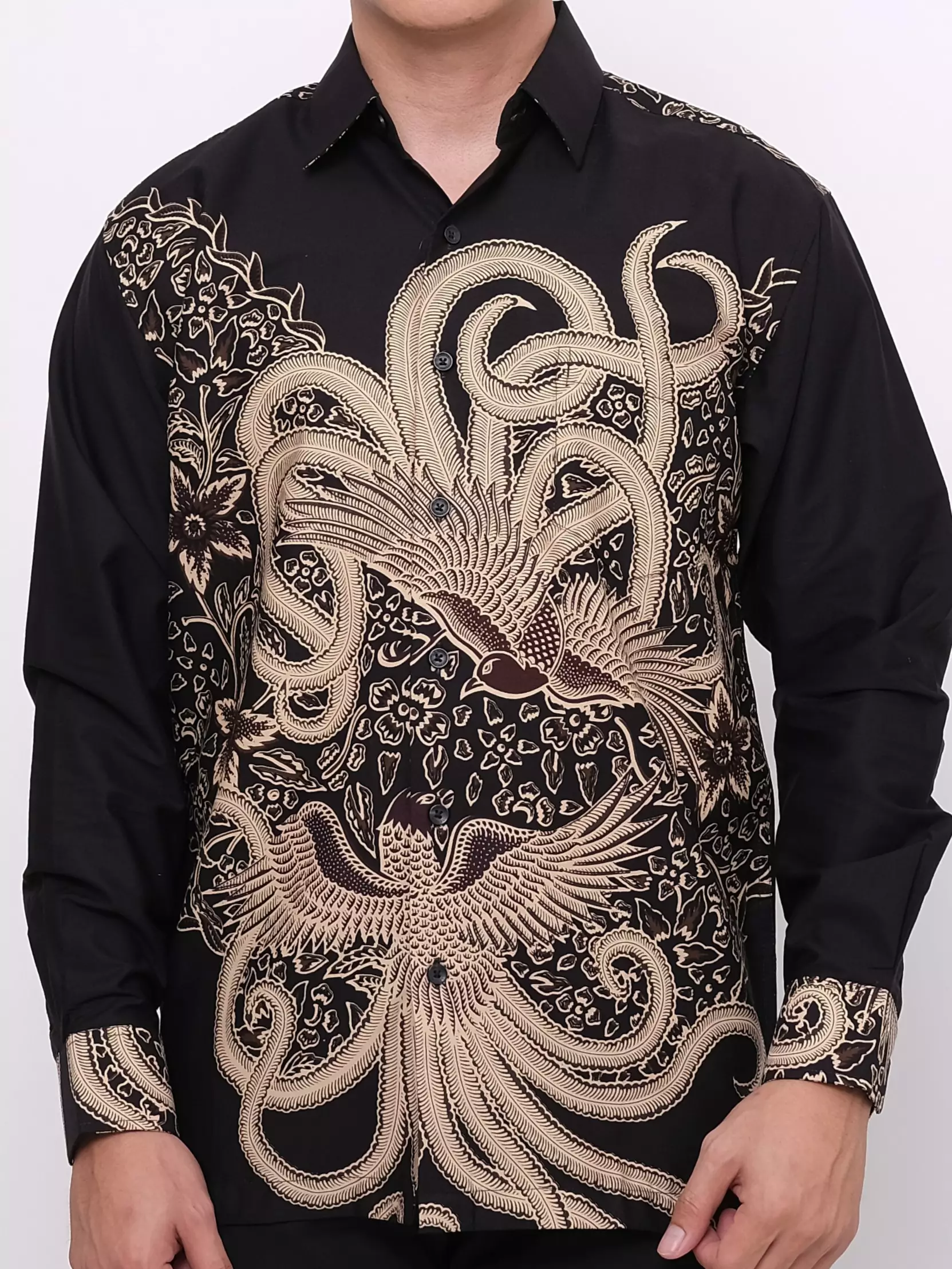 Andre Michel Kemeja Batik Lengan Panjang Hitam Motif Burung 16729