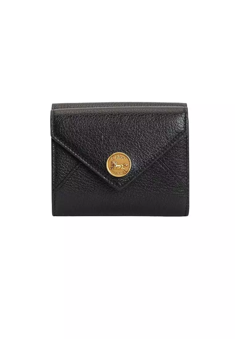 網上選購Chloé Small Envelope Trifold Wallet In Grained Leather Black  CHC25SP543O93 2026 系列| ZALORA香港