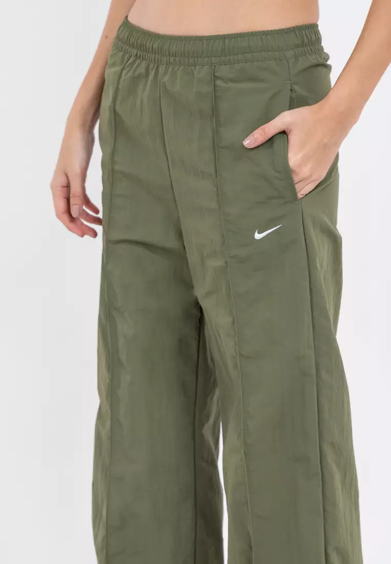 Sportswear Everything Wovens Mid-Rise Open-Hem Pants