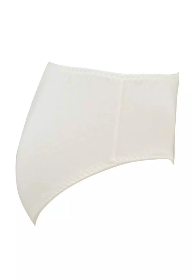 Wacoal Basic Panty IP 4658 ( Model Midi )