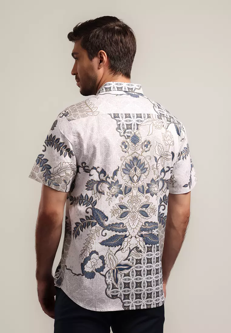 MOC - Kemeja Batik Pria Lengan Pendek Surasena - White Warna White