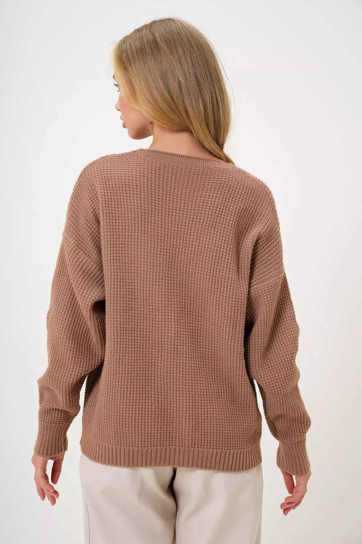 Embroidered Cardigan