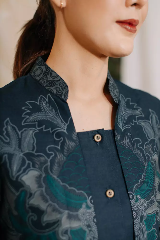 Mahiya Blue Blouse Batik Wanita Kutu Baru Katun