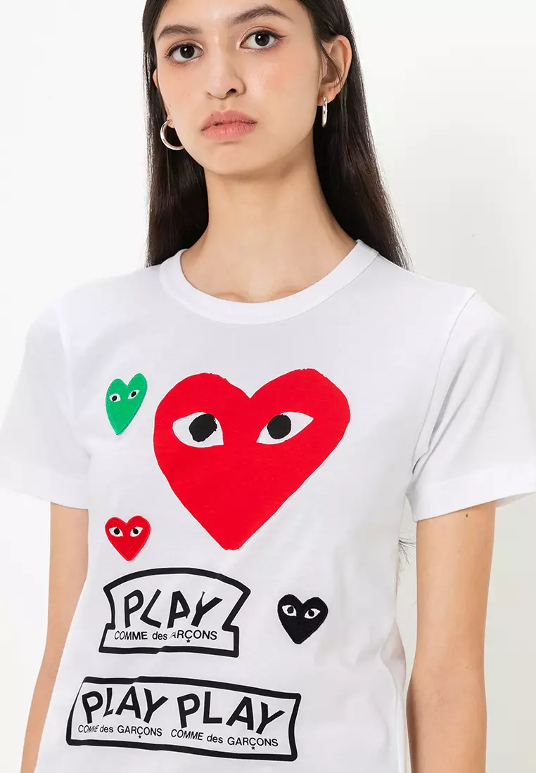 PLAY Multi Red Heart Tシャツ Play: Multi Red Heart Logo T-Shirt (Black) | DSML E-SHOP