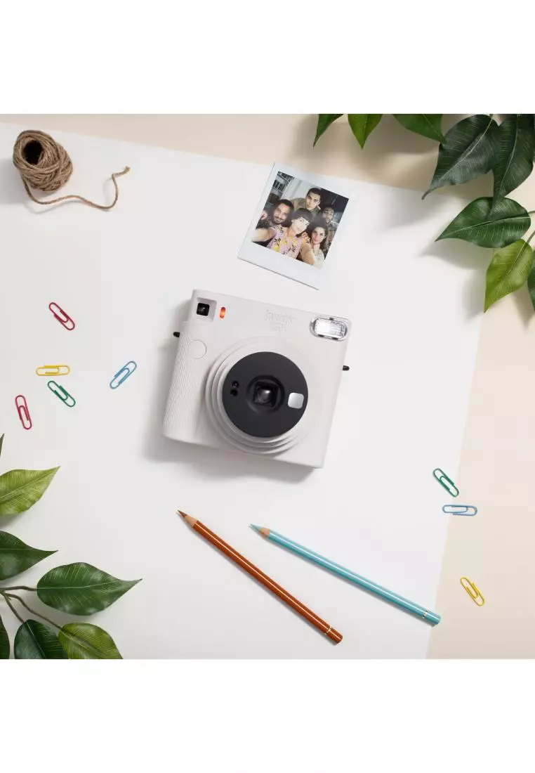 instax polaroid camera square